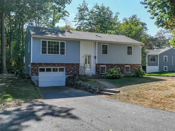 19 Sheru Lane, York, ME 03909