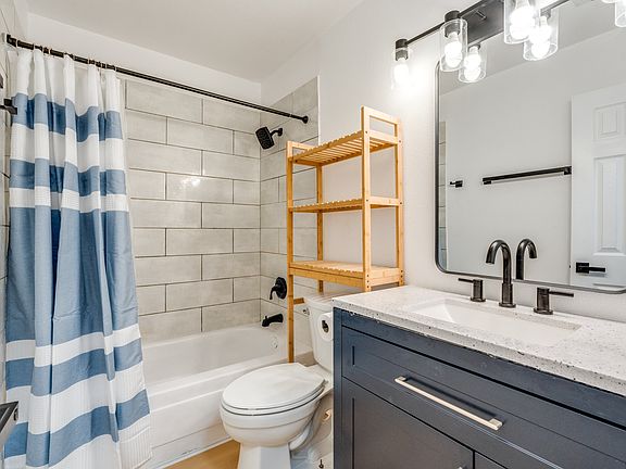 2nd image of 601 Bracewood Cir APT B