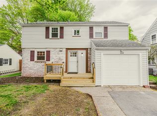 100 Biltmore Dr, Rochester, NY 14617