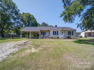 2498 Douglas Rd, Lancaster, SC 29720
