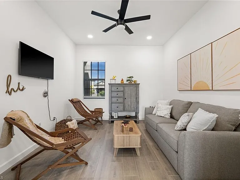 10798 Timber Creek Dr — Photo 19