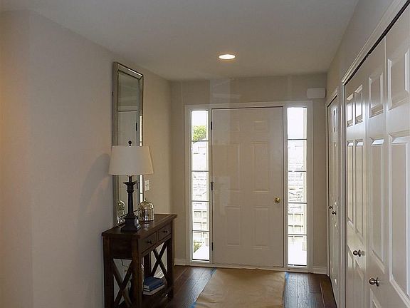 2nd image of 49190 Pond Place Dr Unit 85