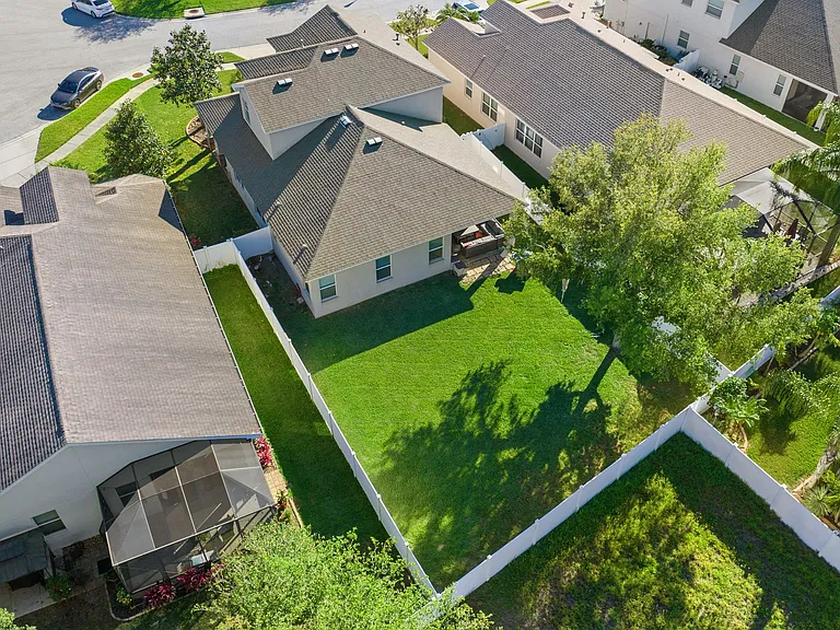19419 Red Sky Ct — Photo 30