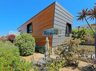 2044 Corinth Ave, Los Angeles, CA 90025