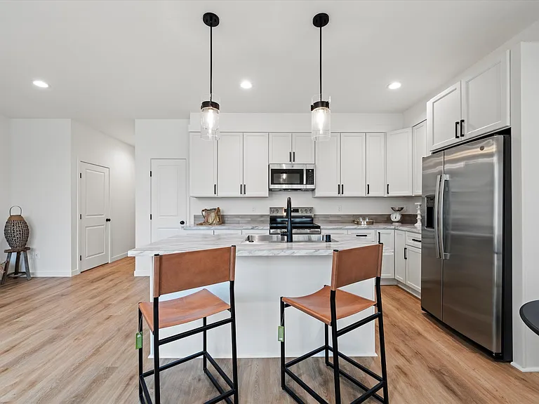 3555 W 6th Pl — Photo 10