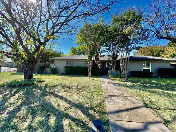 801 Irwin Dr, Hurst, TX
