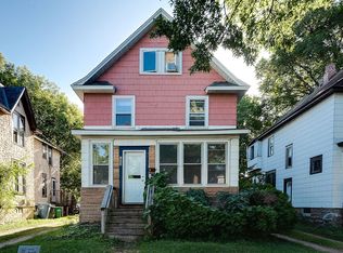 1082 16th Ave SE, Minneapolis, MN 55414