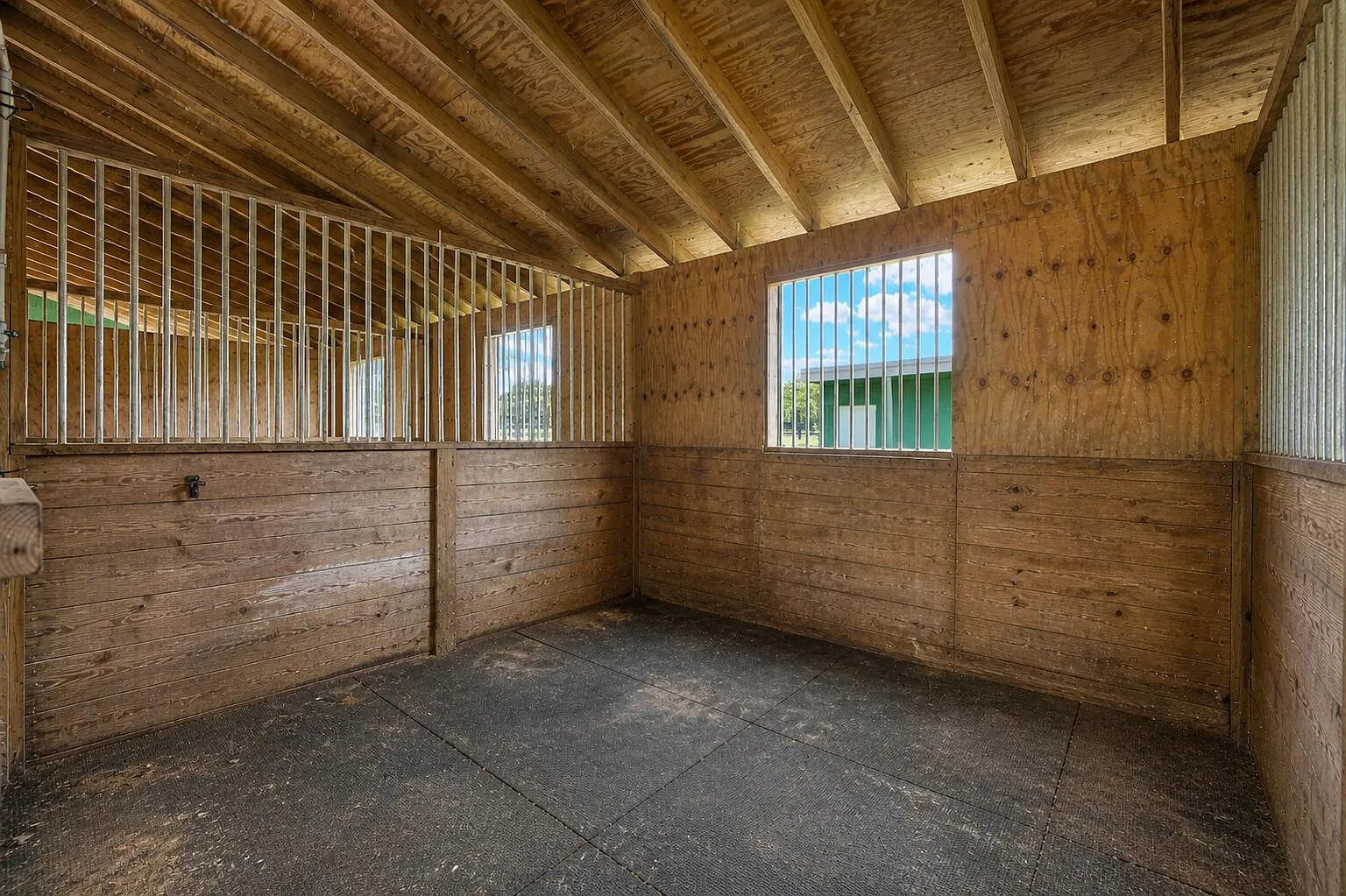 Studio, $1,000 — Photo 4