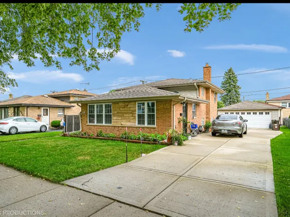 8804 44th Pl, Brookfield, IL 60513