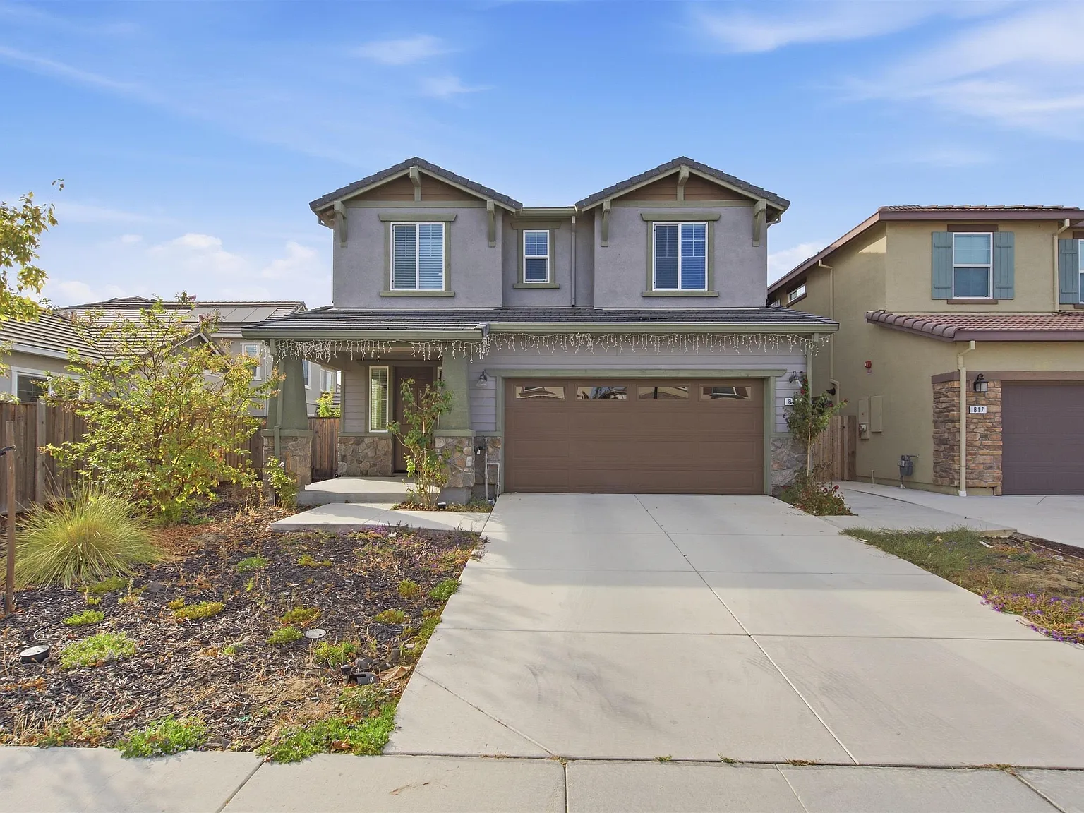 4 bed, 3.0 bath, 2796 sqft, $4,500 — Photo 2