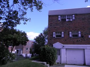 854 Arnold St, Philadelphia, PA 19111