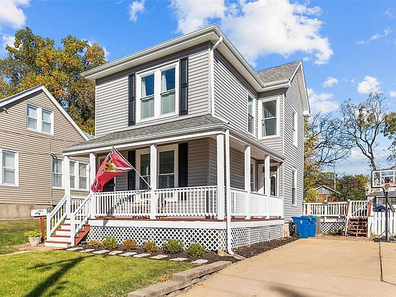2nd image of 7125 Bruno Ave