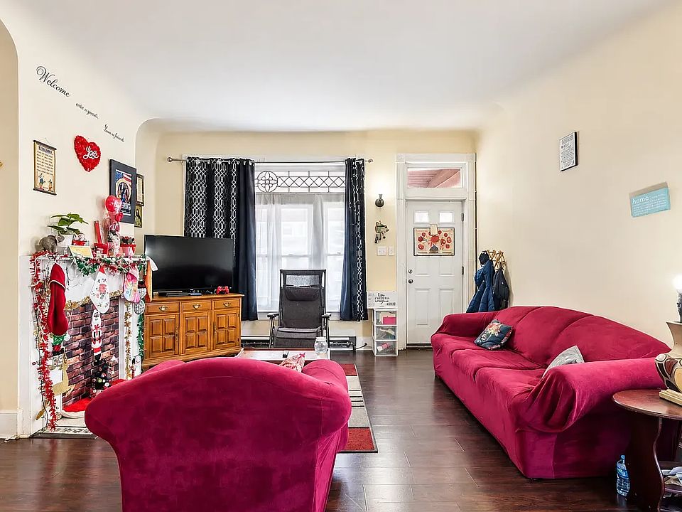1st image of 6 General Greene Ave