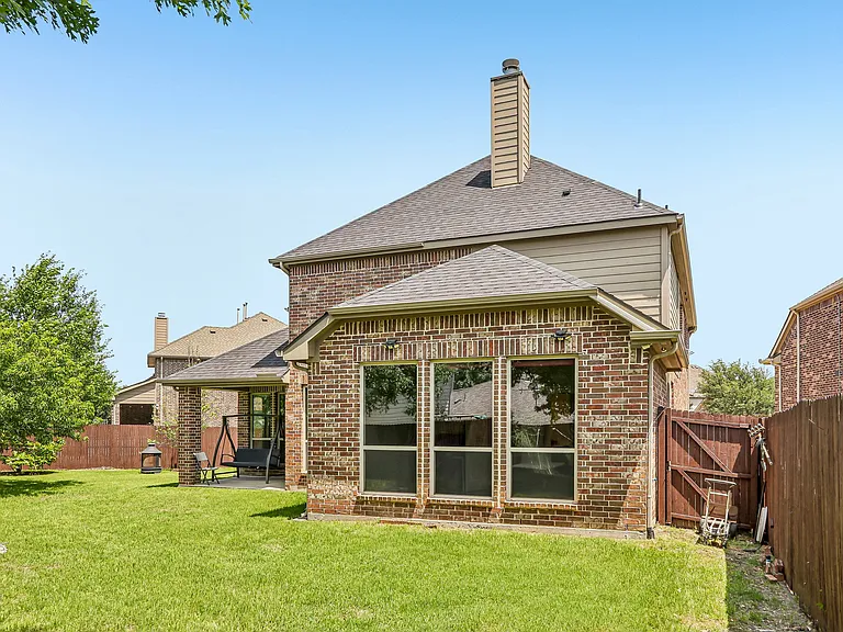 1828 Houghton Dr — Photo 54