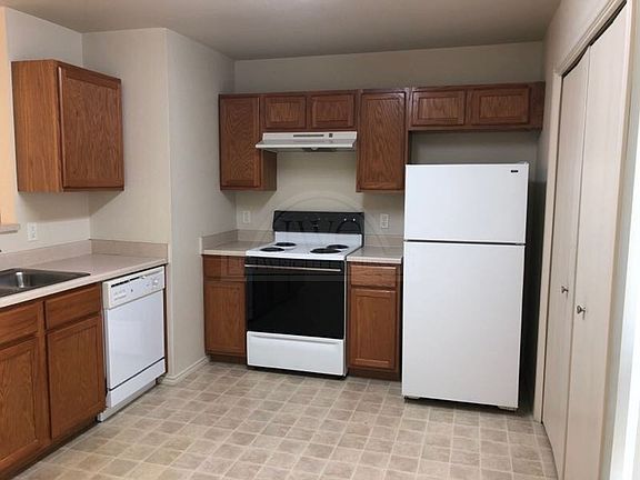 3rd image of 315 Creek St APT B