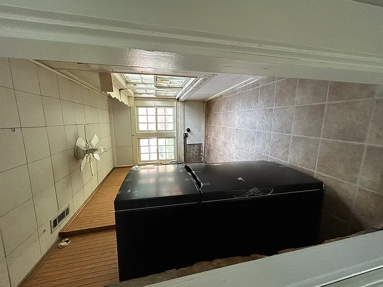 430 W Catalpa St — Photo 7