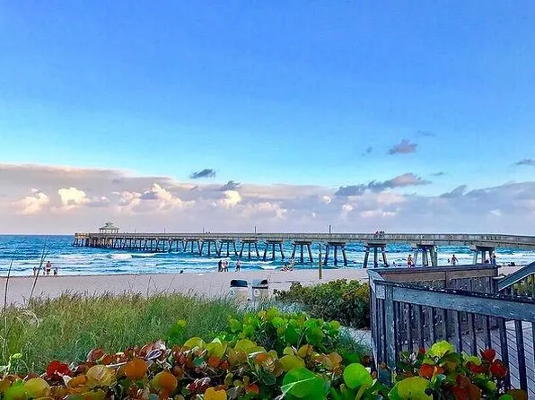 1917 NE 3rd St, Deerfield Beach, FL