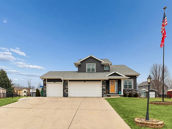 2nd image of 5550 Sunset Cir