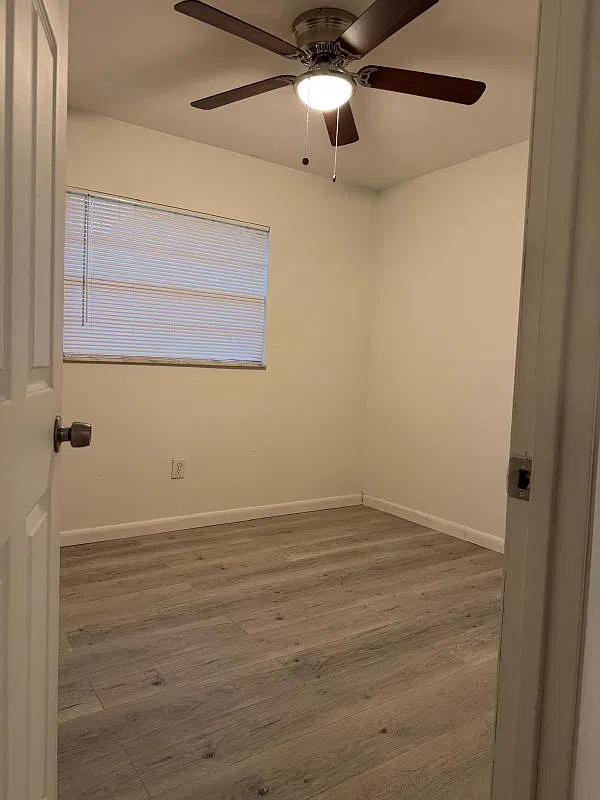 3 bed, 1.0 bath, 950 sqft, $1,500 — Photo 3