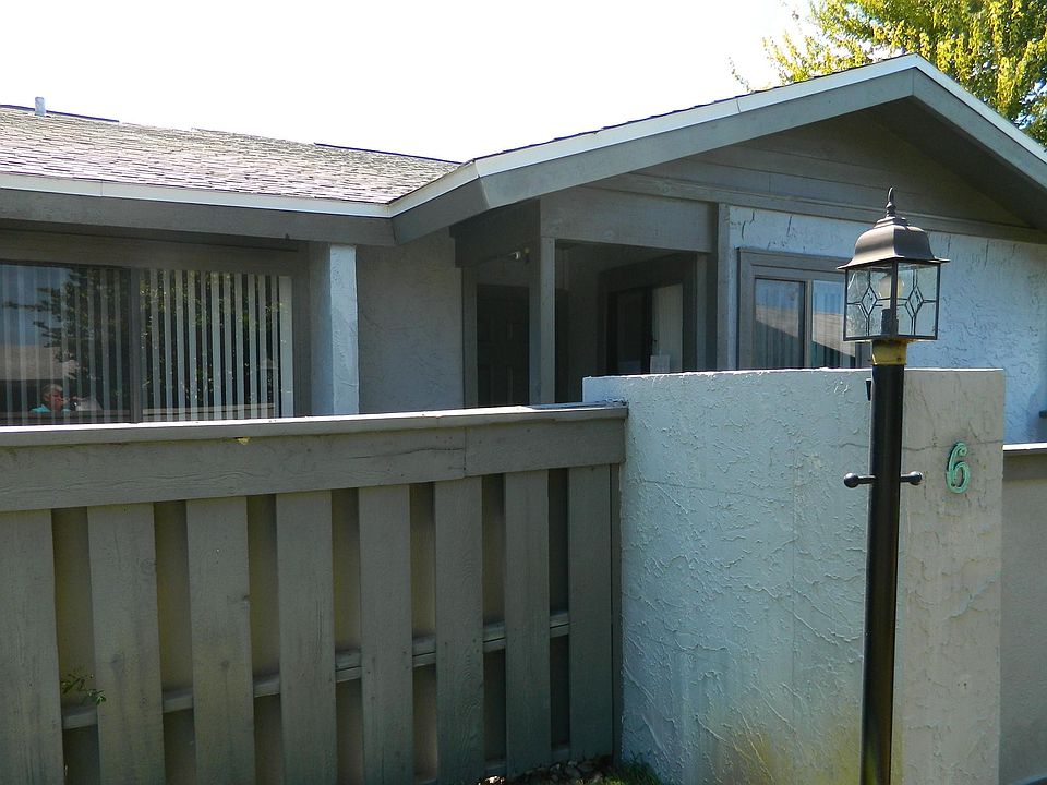 1st image of 110 Limewood Pl Unit 6