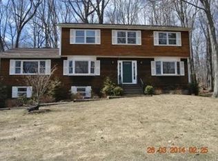 27 Judith Dr, Danbury, CT 06811