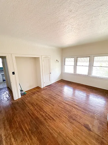 846 N Edinburgh Ave #201 Photo 1