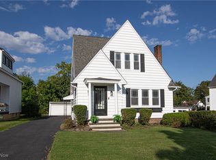 3440 Menlo Rd, Shaker Heights, OH 44120