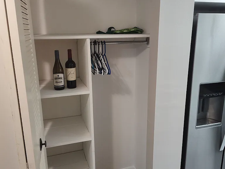 911 Washington Ave #218 — Photo 13