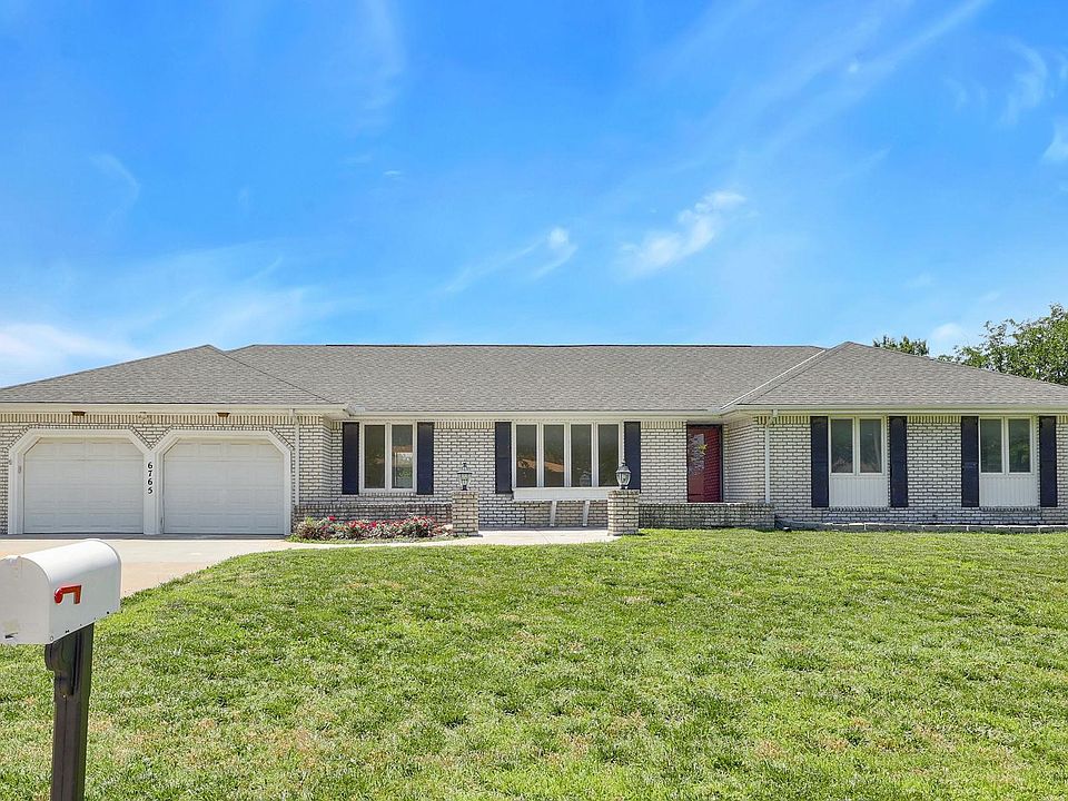 1st image of 6765 E Bromley Cir