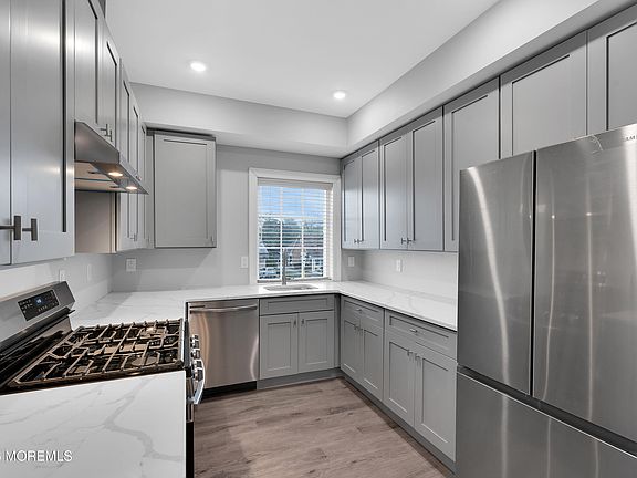 5th image of 245 Parker Ave #3