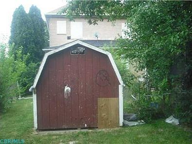 3rd image of 499-501 E Jenkins Ave