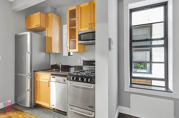 Rented by Compass | media 9