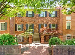 3205 Sutton Pl NW APT C, Washington, DC 20016