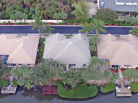5th image of 381 Pentland Drive