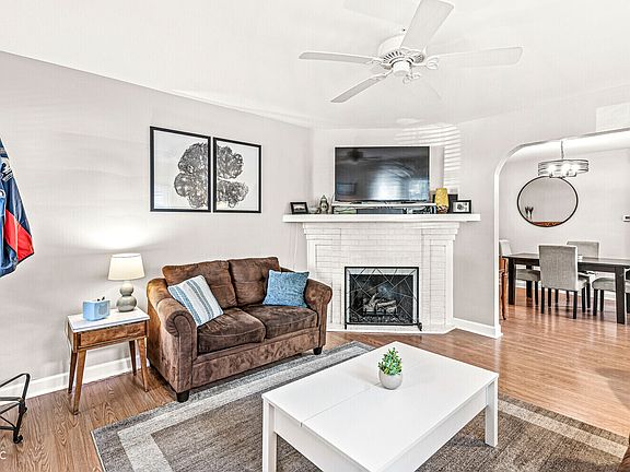 5th image of 6131 Indianola Ave