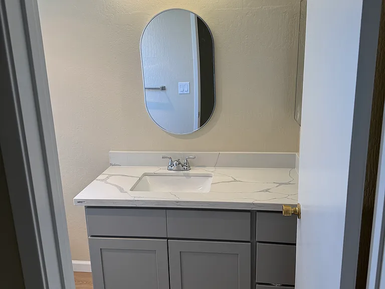 150 Santa Inez Ave #1 — Photo 5