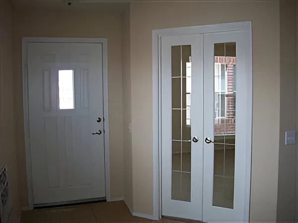 4 bed, 1648 sqft, $2,000 — Photo 2