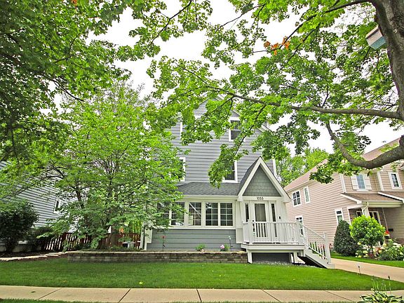 2nd image of 1055 Fairoaks Ave