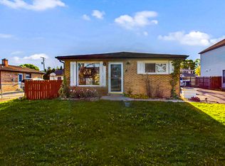 726 N Howard Ave, Elmhurst, IL 60126