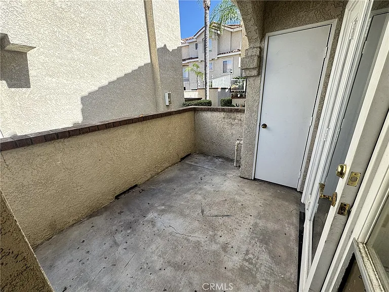 201 Laurel Ave — Photo 11