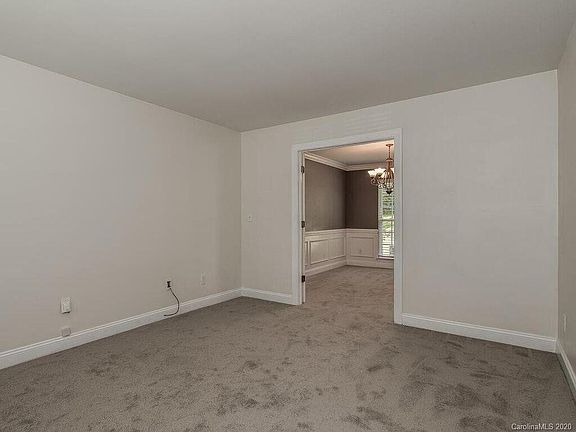 3rd image of 13010 Homewood Dr