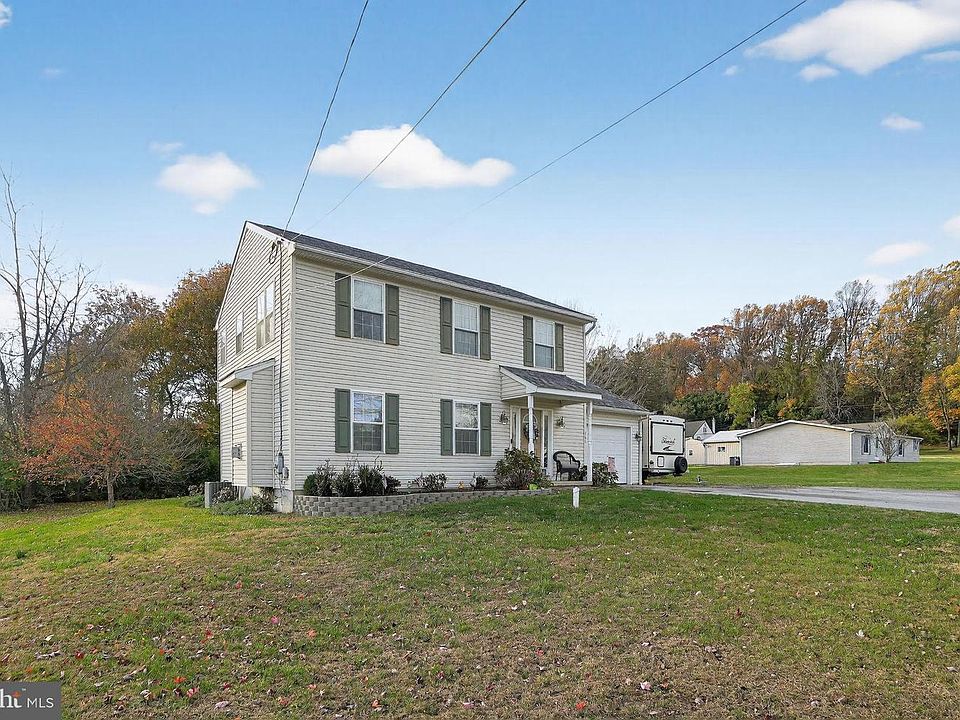 1st image of 386 Loomis Ave
