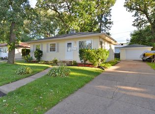 1503 87th St, Kenosha, WI 53143