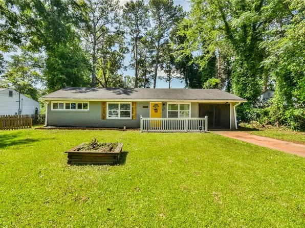 3449 Pinehill Dr, Decatur, GA 30032
