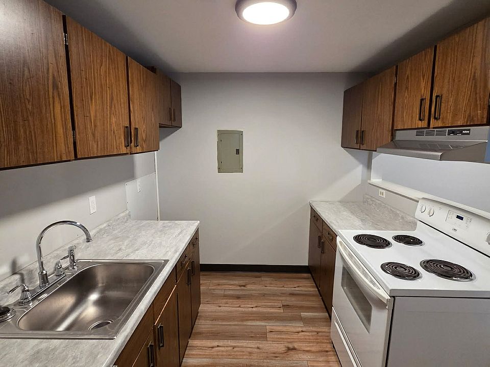 1st image of 1 Ripley Rd #8