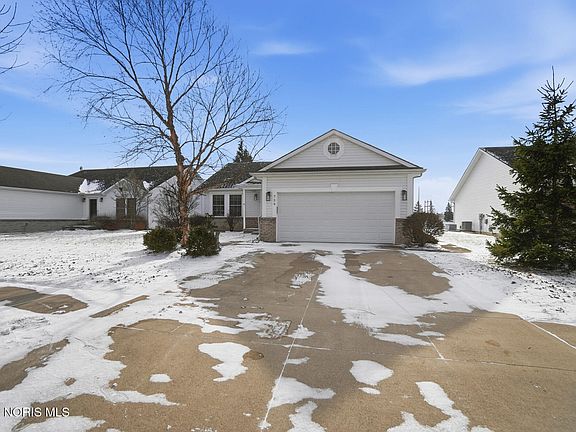 3rd image of 759 Greystone Dr