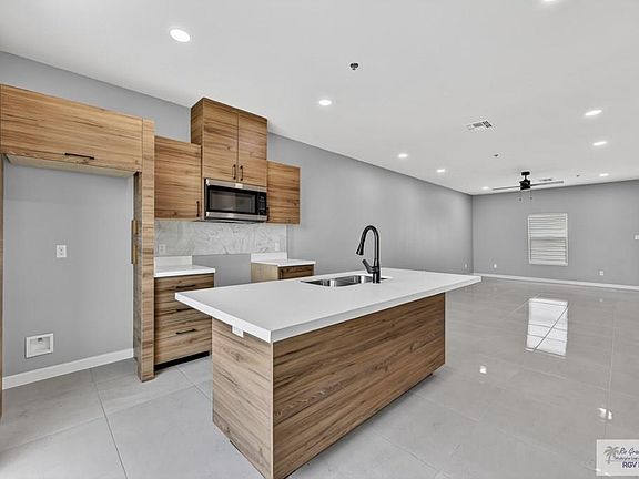 4th image of 3512 Vanessa Ln