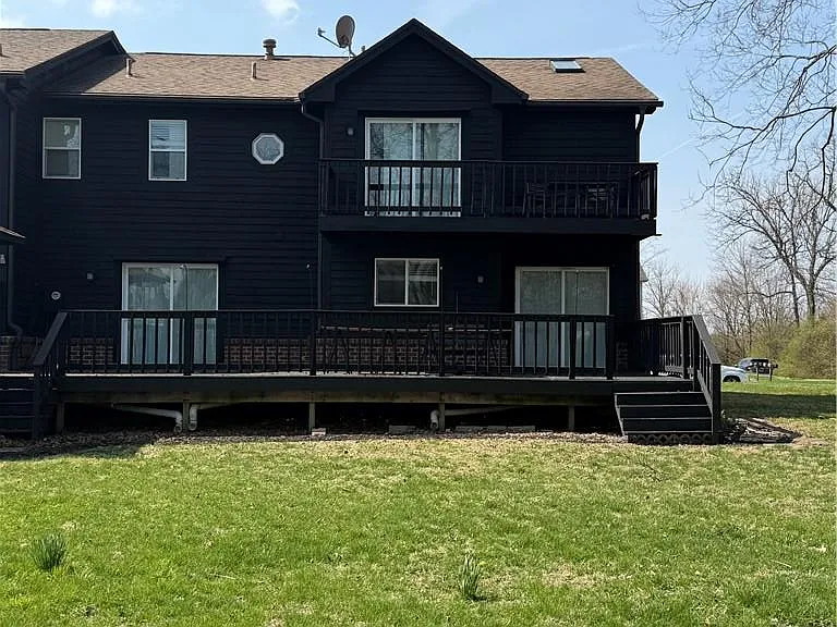 4341 Frontenac Dr — Photo 3