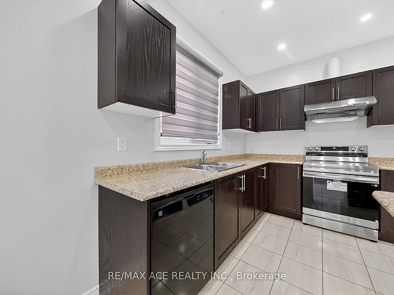 10 Gusul Ave — Photo 16