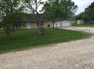 25 Koliba, Port Lavaca, TX 77979